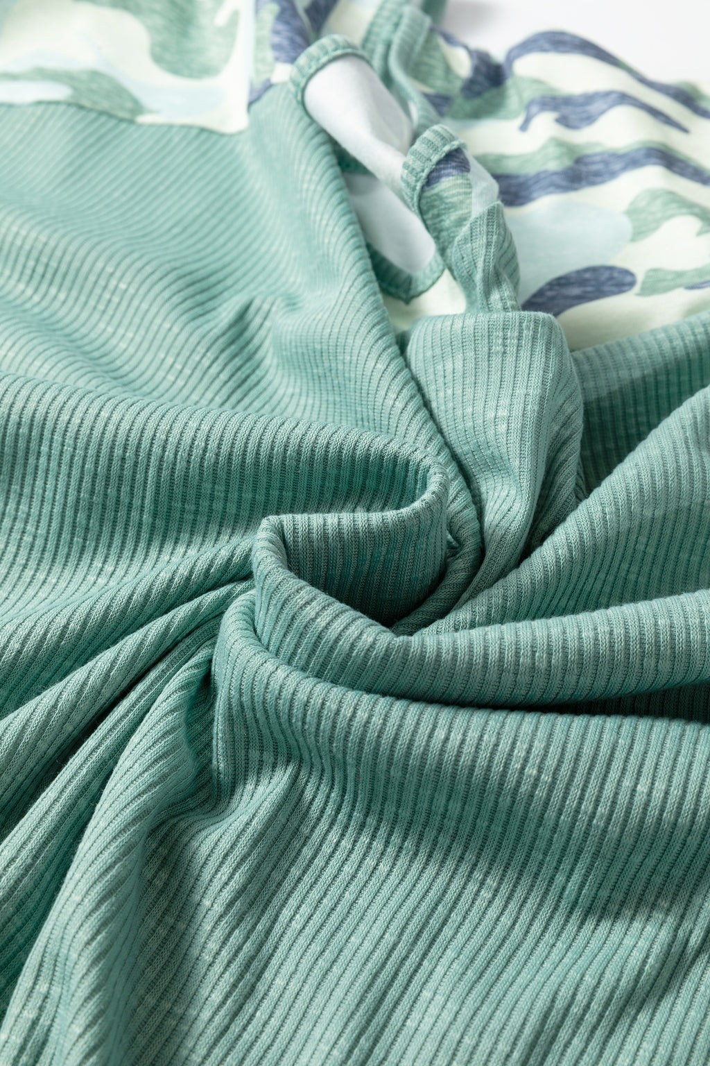 Mist Green Ribbed Camouflage Patchwork Plus Size V Neck Tee