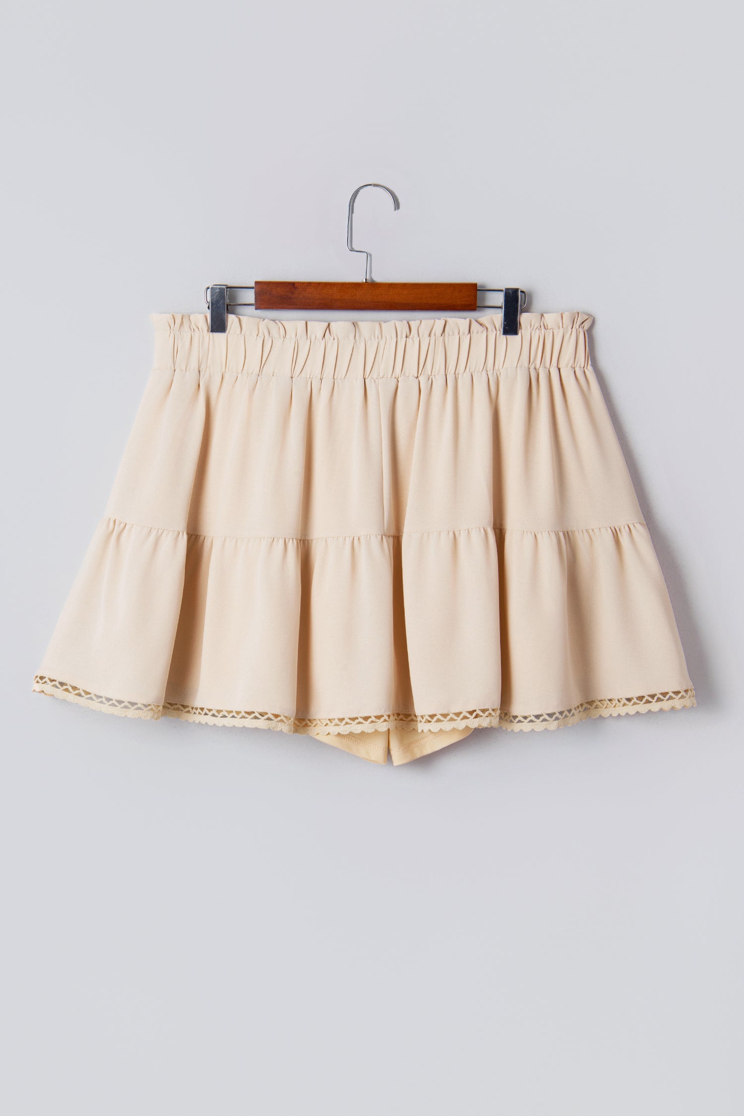Parchment Plus Size Frilled Elastic Waist Lace Trim Boho Ruffled Shorts